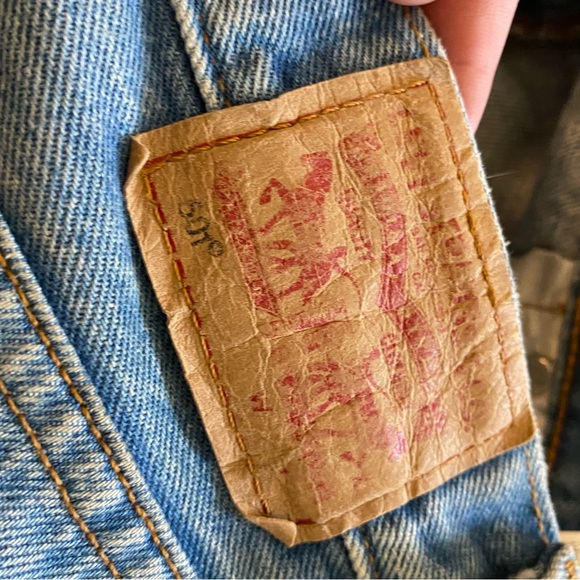 Levi’s 501 High Rise Cutoff Shorts 31 - Picture 4 of 5